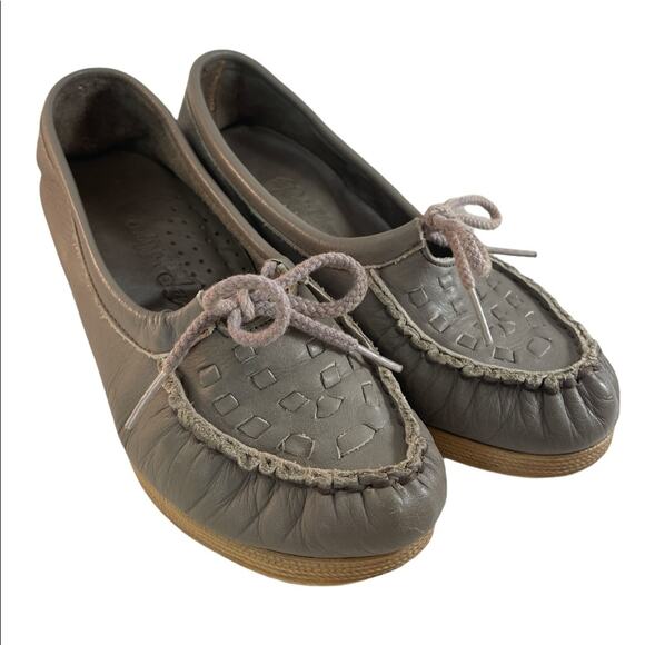 Vintage Grey People Movers moccasin platform loafers 8 - Picture 1 of 9